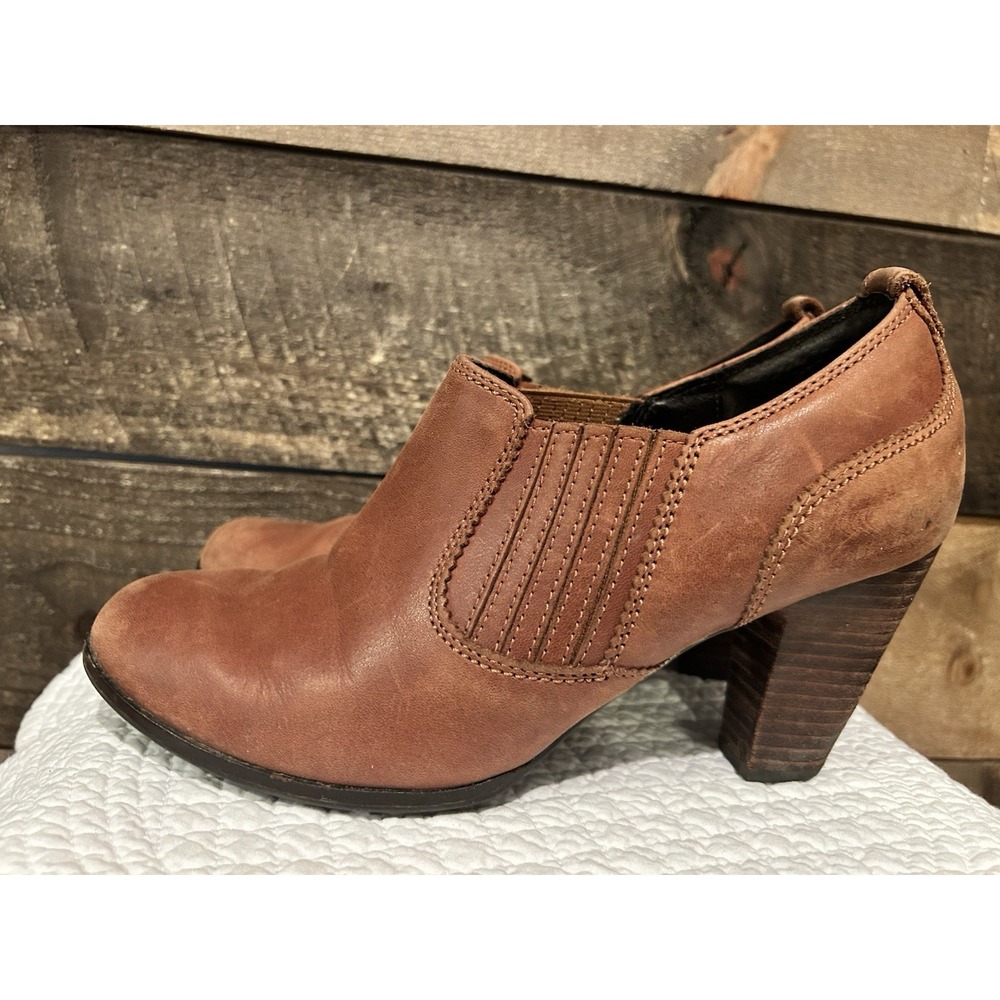 Clarks Artisan Tige De Cuir Brown Booties / Boots Size 9.5M 62255